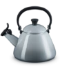 Le Creuset Kone Fluitketel 1,6 Liter Staal Mist Grey